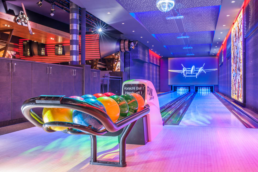Racks Returns Funk Bowling, Funk Nordamerika