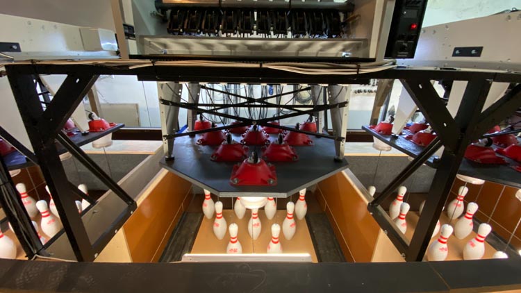 String Pinsetter Bowling Alley Equipment Snowmass CO Funk Bowling 2 Of 12, Funk Nordamerika