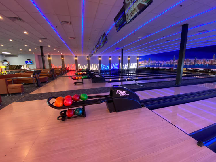 Funk Bowling Alley Installation String Pinsetters Bartlett Illinois 4, Funk Bowling