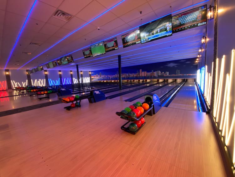 Funk Bowling Alley Installation String Pinsetters Bartlett Illinois 6, Funk Bowling