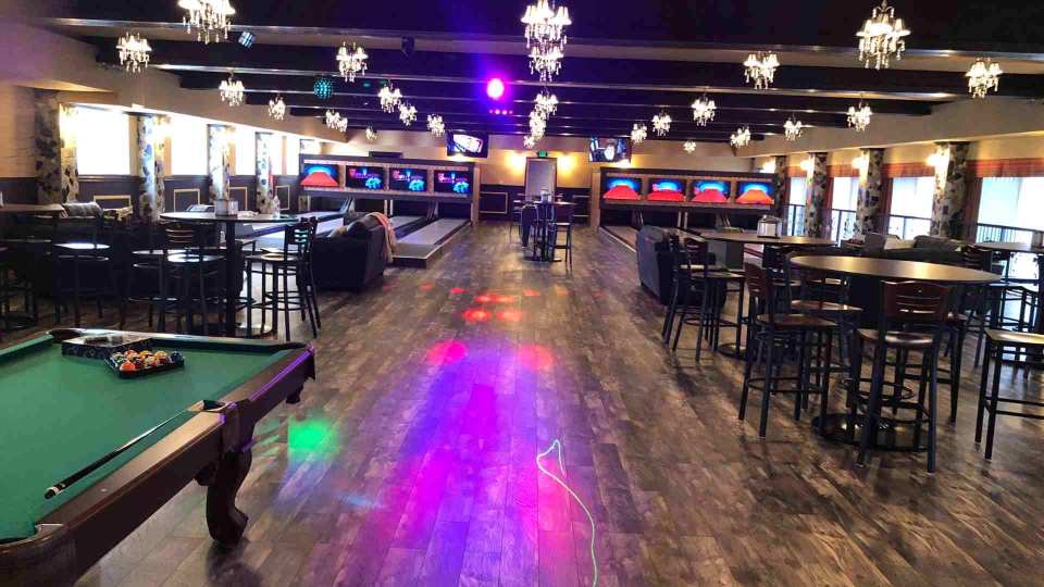 Universal Lanes Mini-Bowlinganlage – Warren, Michigan