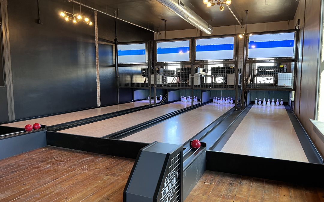 Duckpin Bowling Erlebnis in der Pizzeria in Tipp City, OH