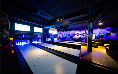 Five Iron Golf bietet Detroit Duckpin Bowling – Detroit, Michigan