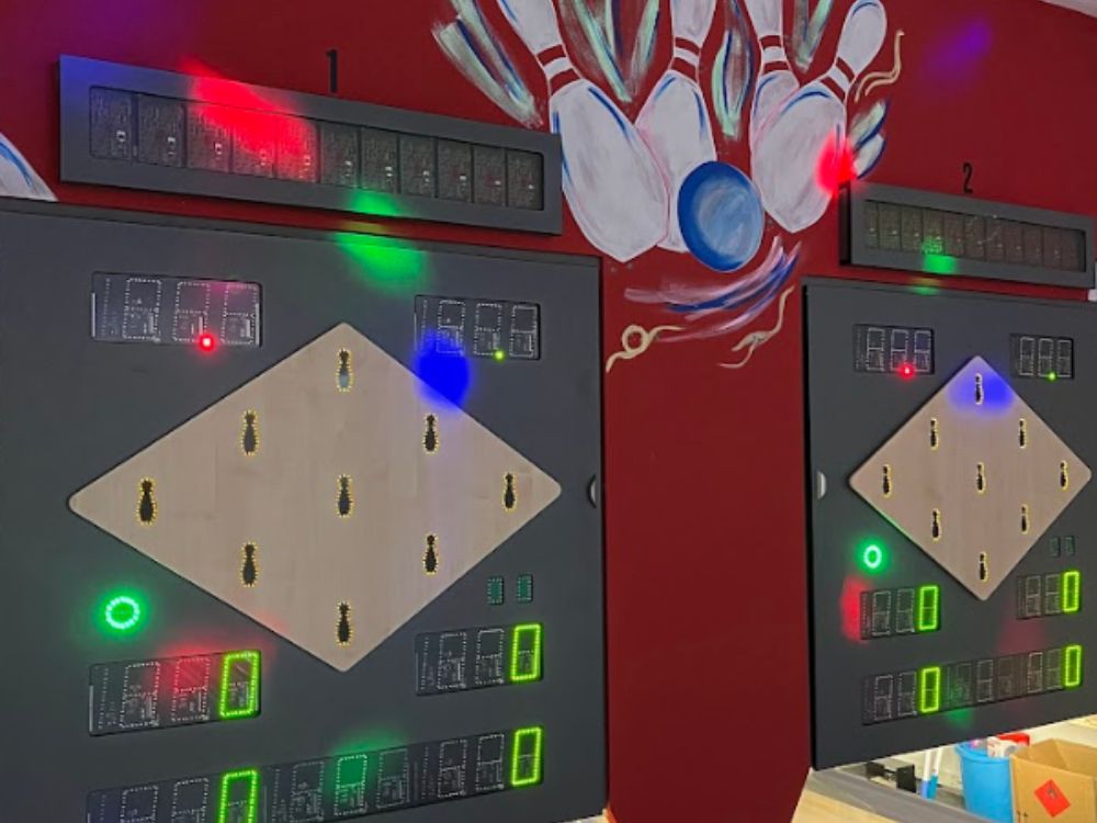 Oberschonegg Ninepin Bowling Installation Funk Bowling 3, Funk Nordamerika