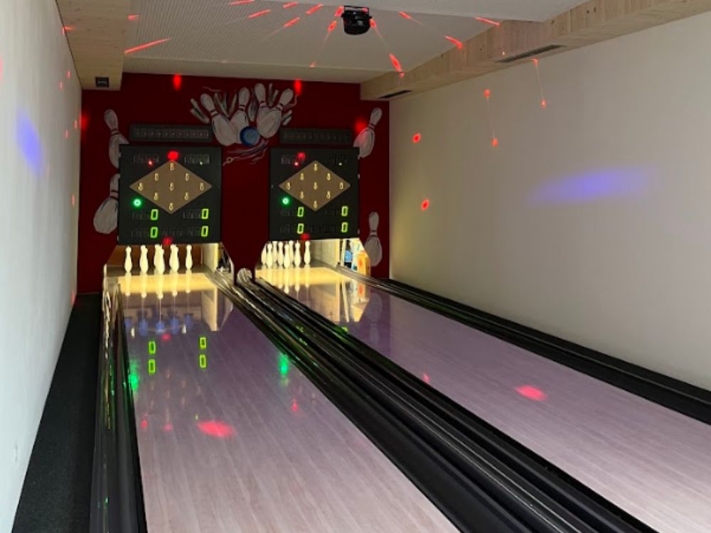 Oberschonegg Ninepin Bowling Installation Funk Bowling 4, Funk Nordamerika