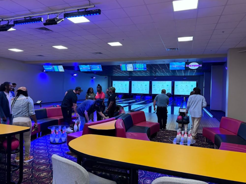Signet Center Full Length Bowling Installation In Chesapeake Virginia Funk Bowling, Funk Bowling