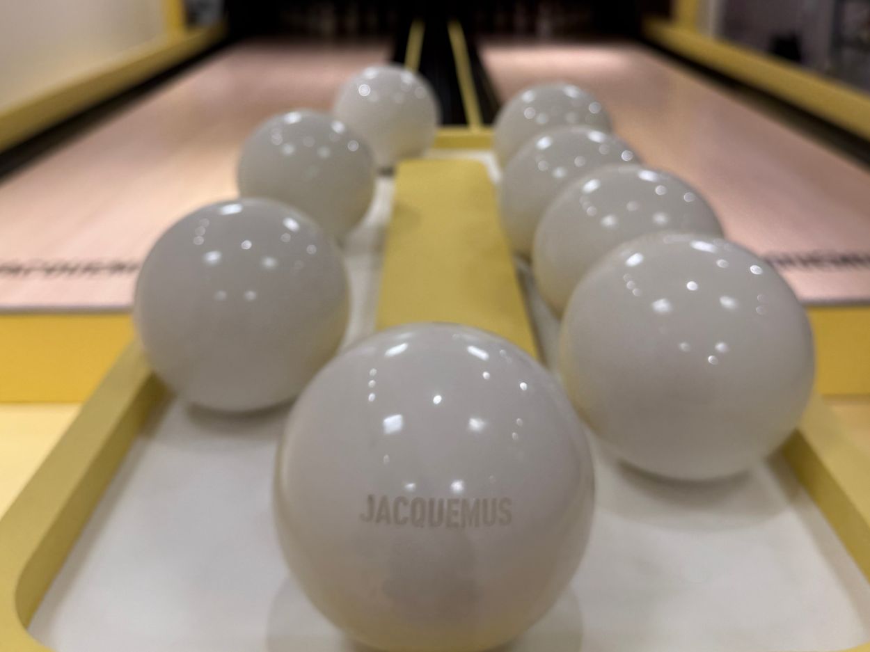 Mall Duckpin Bowling Installation Nieman Marcus Funk Bowling 3, Funk Nordamerika