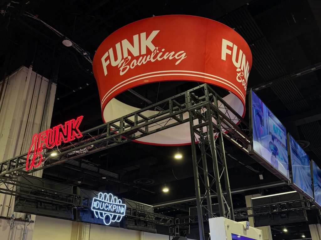 Funk Bowl Expo 2025 4 2, Funk Bowling